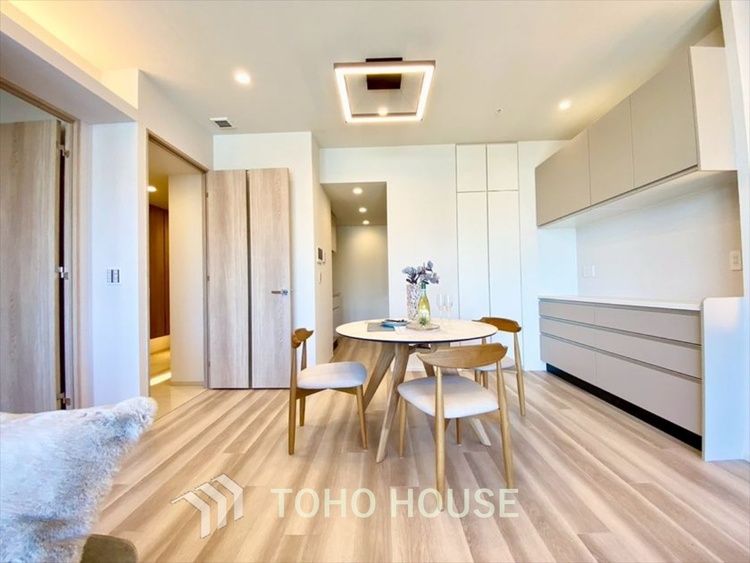 内装 【LIVING】◆simple is best◆無駄のない綺麗なつくりのリビングルームであなただけの暮らしを。