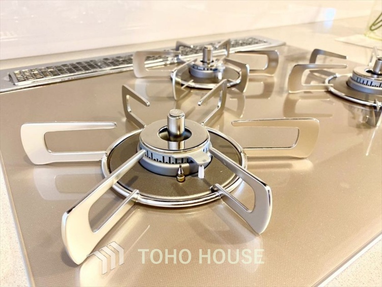 キッチン 【KITCHEN】◆家族のおはよう◆の声を笑顔で迎えてあげられるシステムキッチン。朝ごはんが楽しみでちょっと早起きしたくなるんです。