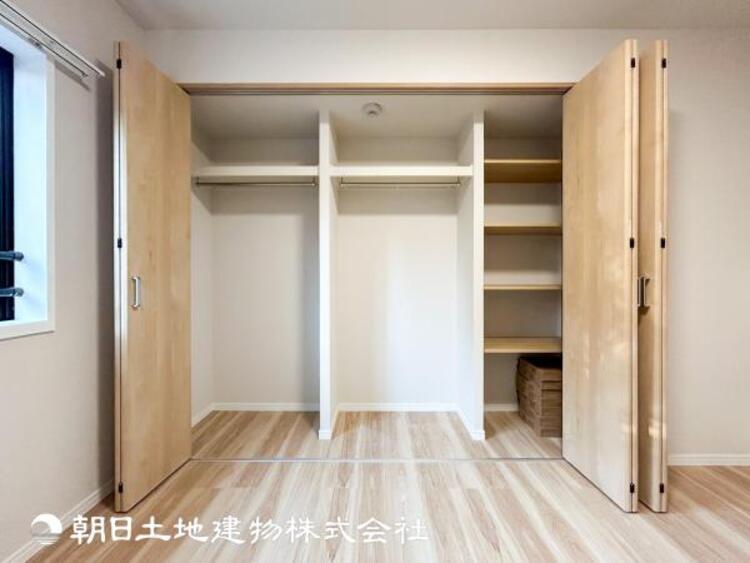 収納 【収納】デッドスペースになりがちなスペースにも収納をうまく配置しております。うまく利用すればお部屋がスッキリしますね！