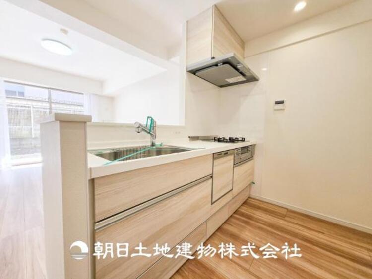 キッチン 【キッチン】快適な日常を支える機能性と強さがひとつになった自慢のキッチンです。