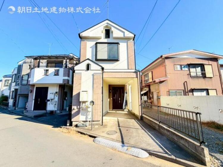 外観 開放感があり日当りも良好です！目の前に広がる開放感とゆとり。暮らしの夢を育む住まいがここにあります！ 