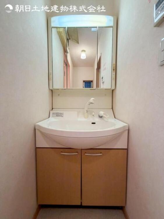 洗面 これからリフォーム工事を行います