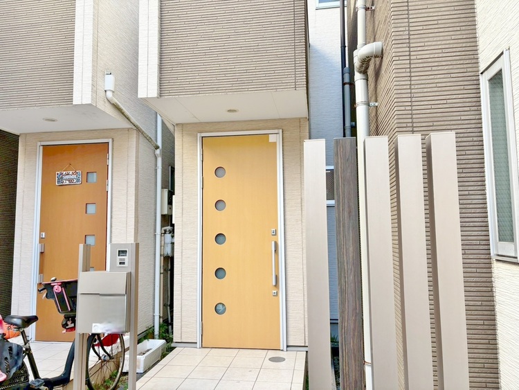 外観 現地に足をお運びいただいた際には、周辺散策などをお勧めいたします。