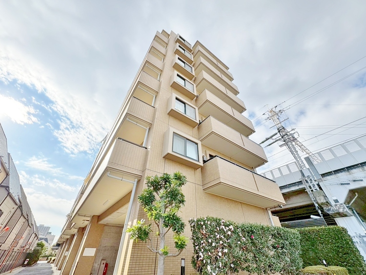 外観 ライフプランニングからローンまで、一貫してご説明させていただきます。お気軽にお問い合わせくださいませ。