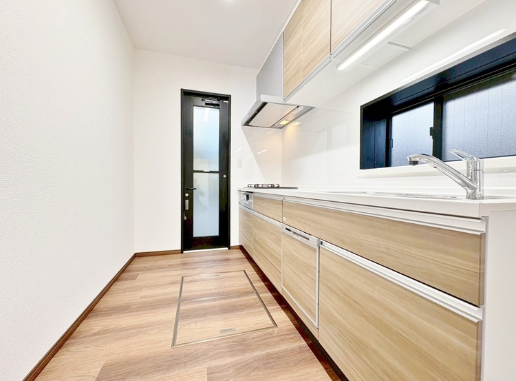 キッチン 洗練されたスタイリッシュなデザイン性と使いやすさを備えた仕様。