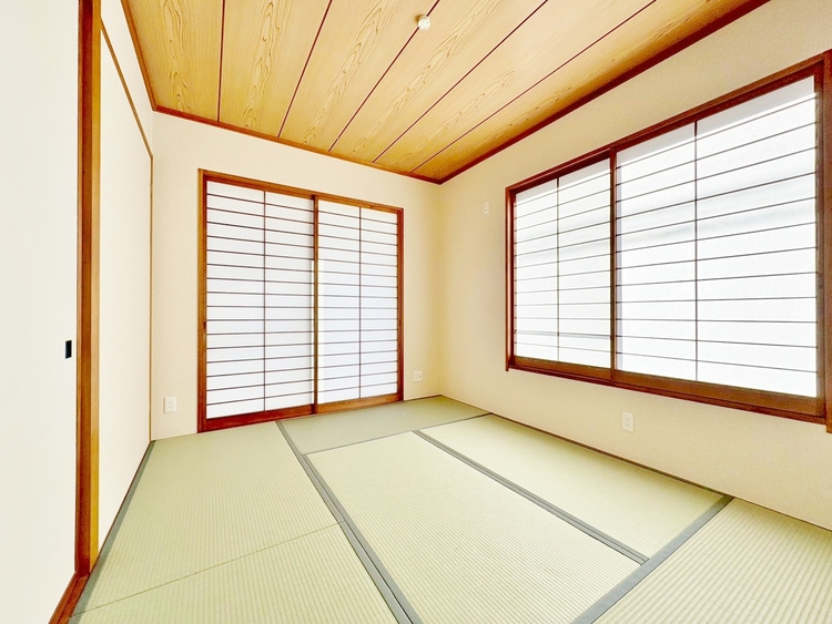 寝室 書斎や寝室へと変わっていくこの１室にどうアレンジするか、それを想像するだけで夢が膨らみますね。