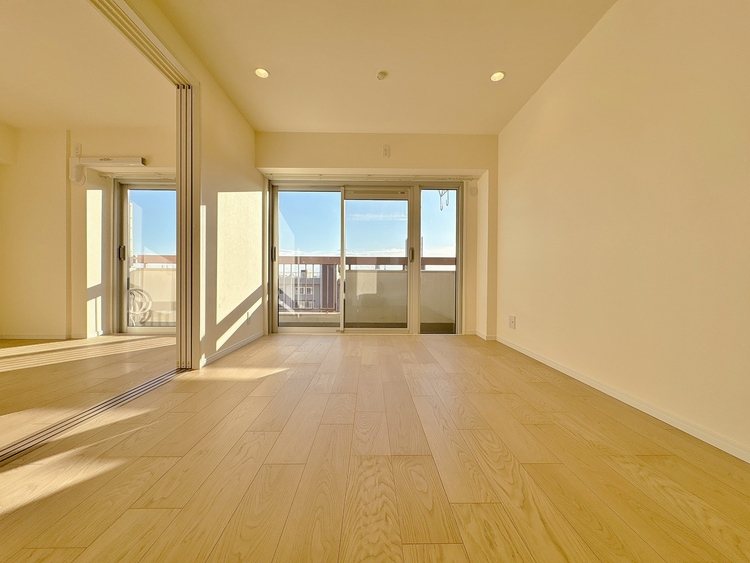 居間 豊かな居住性と、安心感を満たすクオリティが見事に調和した住空間。