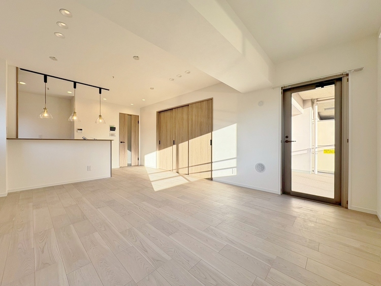 居間 過ごす時間が、たくさんの思い出として紡がれていく場所。