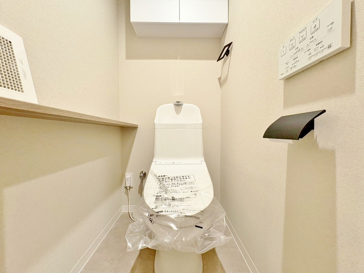 トイレ 暮らしの中のさりげないひとときの快適さにも、こだわりを、持って設備を配しております。