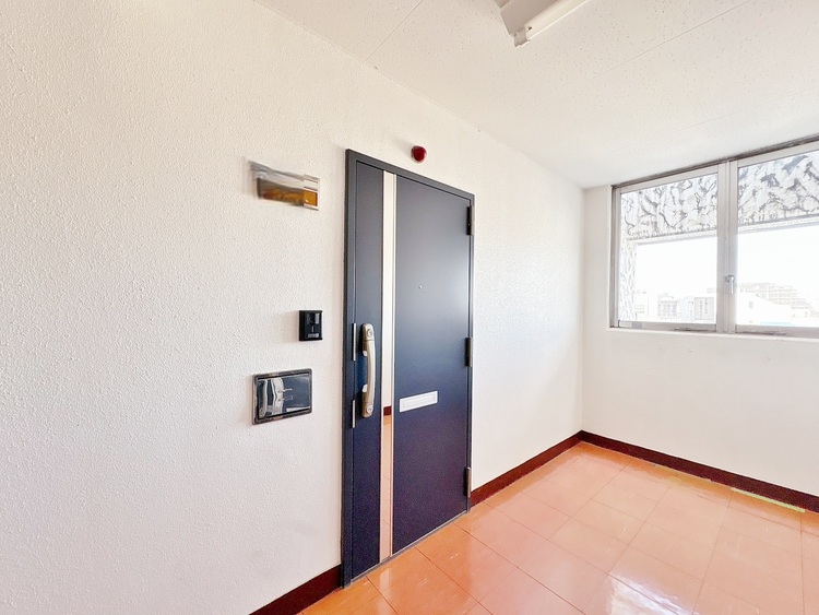 玄関 玄関を開ければ、そこは安らぎのご自宅。