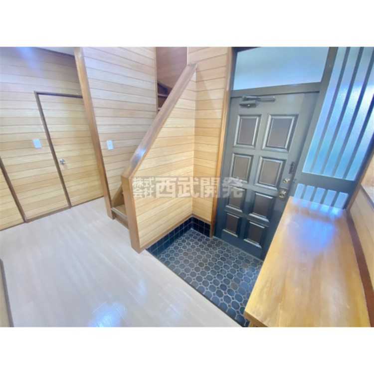 玄関 開放感のある玄関。