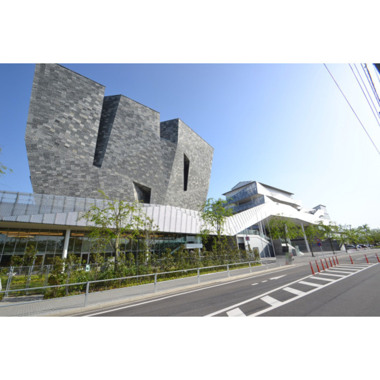 周辺 ところざわサクラタウン(約900m)