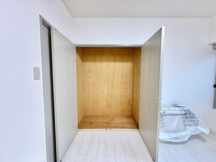 その他 収納スペースが付いていて、お部屋を広く使っていただけます。
