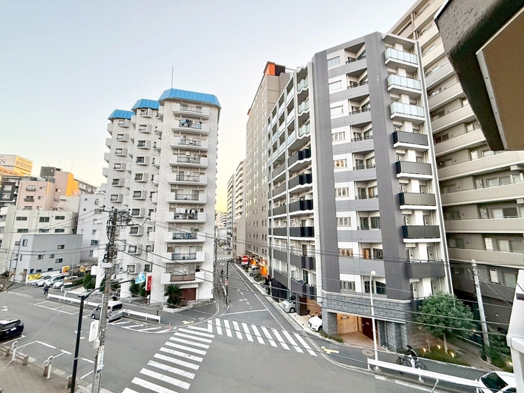 その他 眺望や窓からの景色が良いと、家で過ごす時間も快適です。