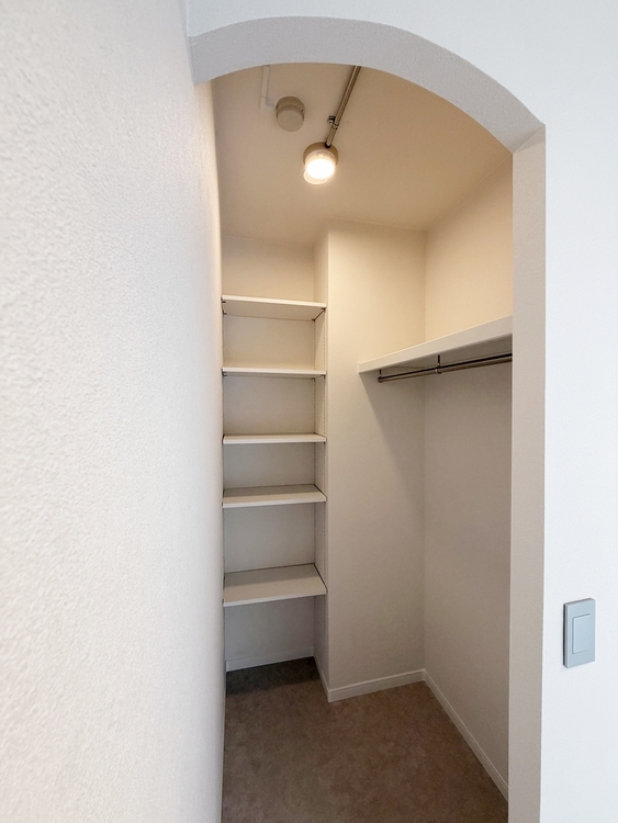 その他 家電やスーツケース、ストック品など何でも片付く嬉しい空間です。