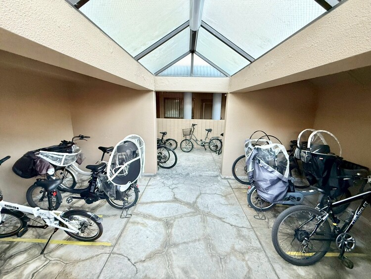 その他 駐輪場も綺麗に整頓されています。※空き状況は都度ご確認下さい。