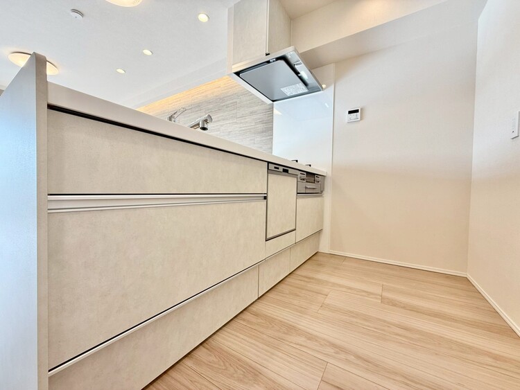 その他 開放感のあるキッチンスペース。調理をしながら、会話も弾みそうですね。