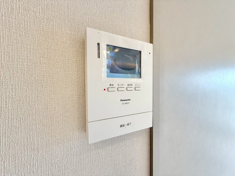 その他 誰が来てもわかる様にモニター付きインターホンを設置。
