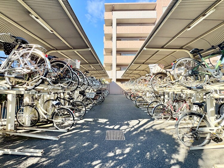 その他 駐輪場も綺麗に整頓されています。※空き状況は都度ご確認下さい。