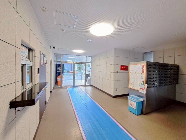 その他 館内は静寂な中が保たれており、管理が行き届いている印象を受けました。