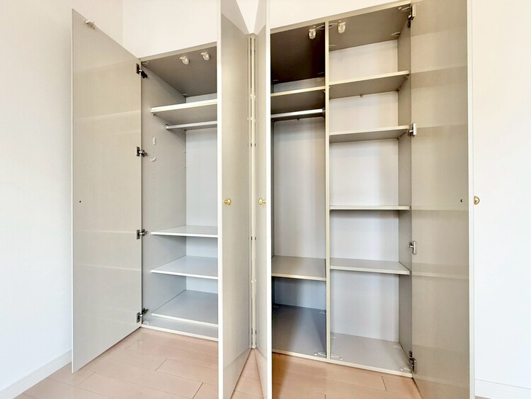 その他 収納スペースが付いていて、お部屋を広く使っていただけます。