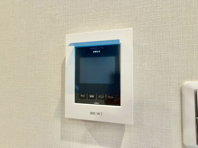 その他 誰が来てもわかる様にモニター付きインターホンを設置。