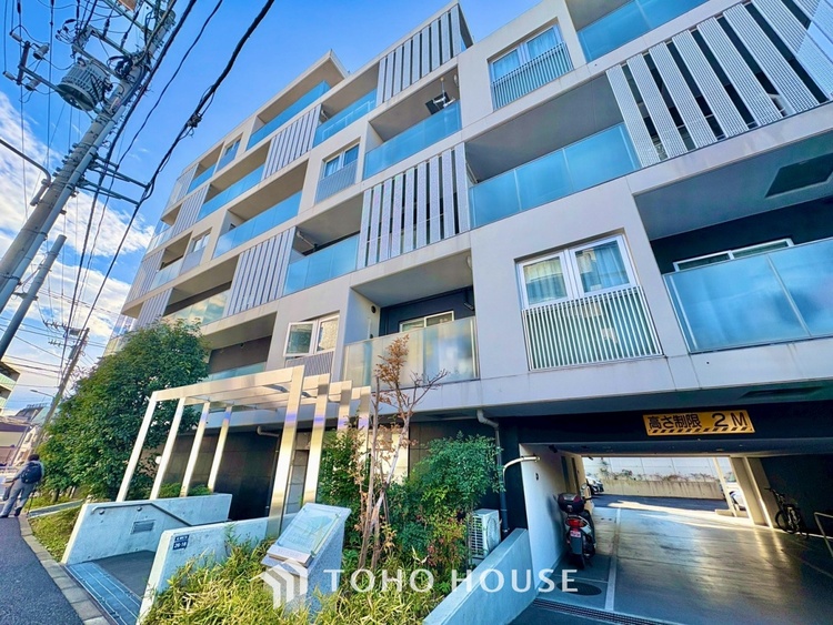 外観 ◆トイレ◆トイレも全て新品に交換されており、清々しく新生活を始めることができます。白基調の清潔感のある空間に生まれ変わりました。