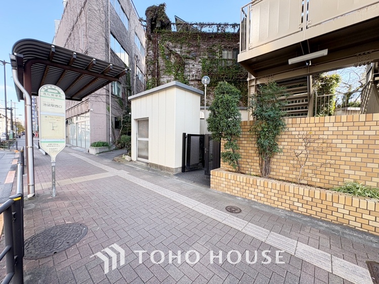 内装 【Kitchen】光り眩い羨望のリビングへ。一歩一歩を踏みしめて家族の集う幸せの場所へ。すべてがクライマックスのマイベストホーム。