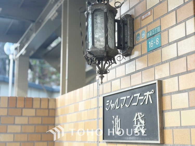 内装 【Ease】家族個々の安らぎの空間。プライベートなBedRoomは暮らす方の感性で造り上げたいもの。誰もが好みで飾れるシンプルな室内に仕上げてあります。