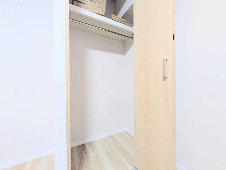 その他 家電やスーツケース、ストック品など何でも片付く嬉しい空間です。