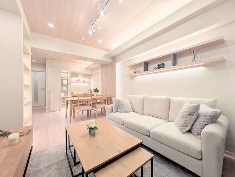 居間 充実した生活は伸びやかな居室空間から始まります。