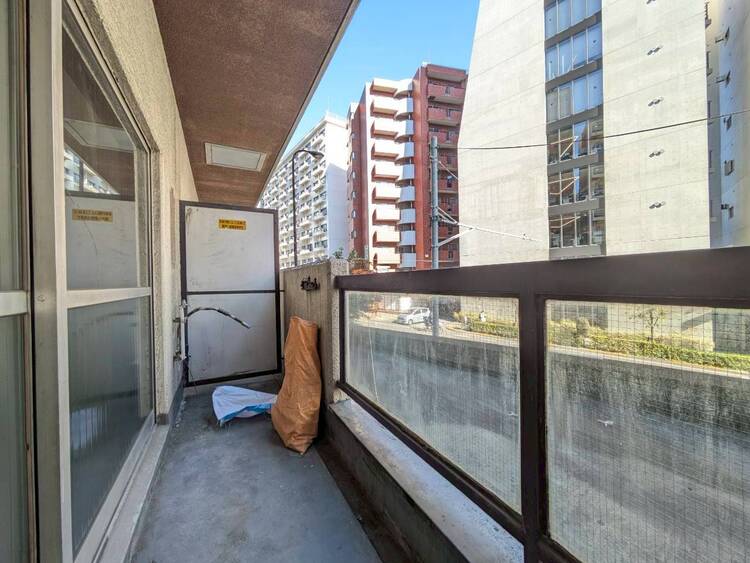 その他 朝の澄んだ空気や、夕方に吹く清々しい風を感じられるバルコニー。