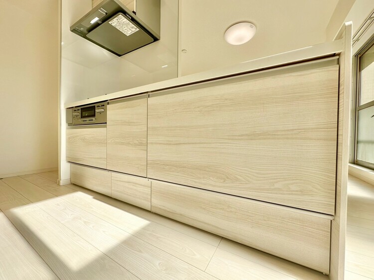 その他 開放感のあるキッチンスペース。調理をしながら、会話も弾みそうですね。