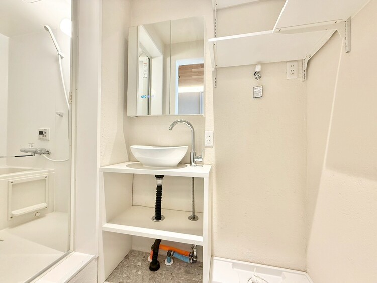 その他 十分な広さの脱衣所。