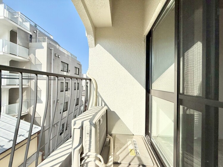 その他 朝の澄んだ空気や、夕方に吹く清々しい風を感じられるバルコニー。