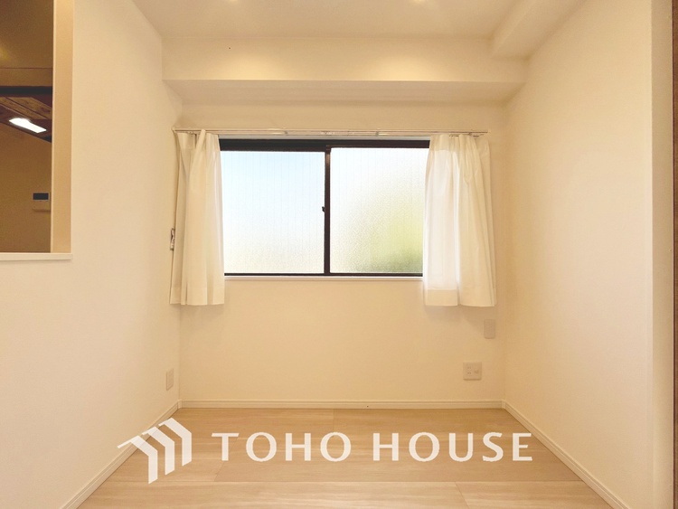 内装 【LIVING】◆陽光◆が差し込む。この開放的なLDKに家族の笑顔が集う。家族が一緒に過ごす空間は明るく、そして居心地よく。