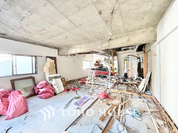 内装 現在改装中◆属毛離裏◆子は父を手本とし、母に愛育されて成長する。家族の深い繋がり。いつまでも大切にしたい。