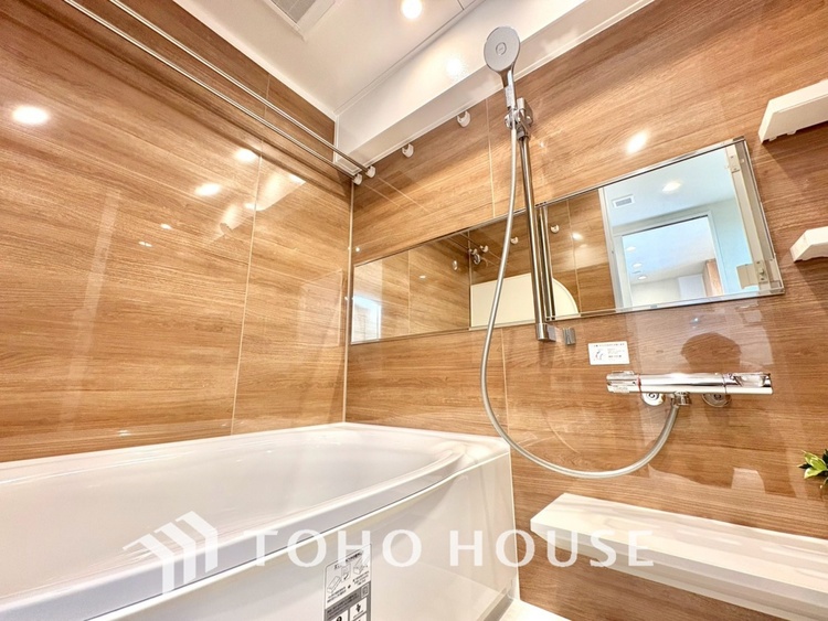 風呂 【BATHROOM】◆プライベートな空間◆simpleだからrelaxできるんです。こころもからだもキレイさっぱり。