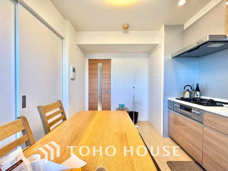 内装 【LIVING】◆家族◆愛する家族を一目で見渡せる。家族が集う空間。永遠に続く幸せな毎日を、ここで。