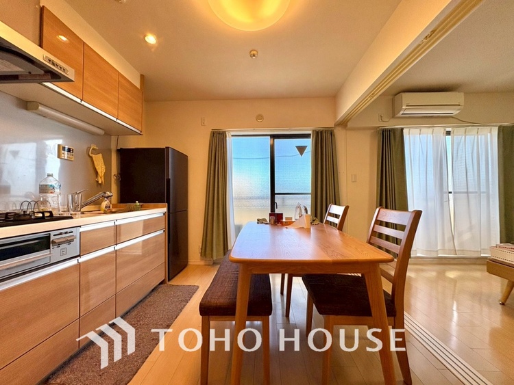 内装 【LIVING】◆Sunshine◆光が燦々と入り、いるだけで気持ちいい。「開放的でゆとりあるお部屋です。」