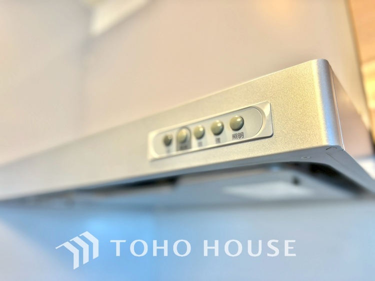 その他 【KITCHEN】◆開放的◆後片付けが楽なシステムキッチン。収納スペースの充実！