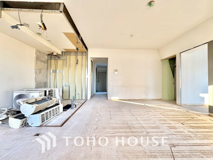 内装 現在改装中◆扉を◆開くとこの景色。家族の”おかえり”の声が聞こえてきそう。