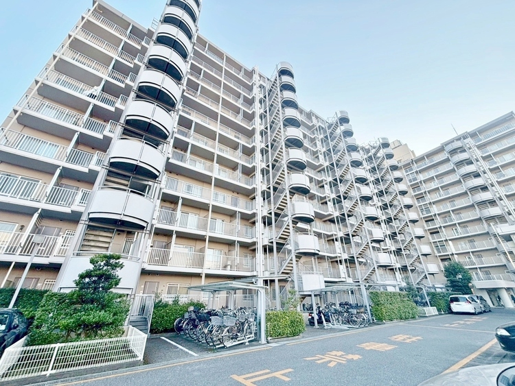 外観 ライフプランニングからローンまで、一貫してご説明させていただきます。お気軽にお問い合わせくださいませ。