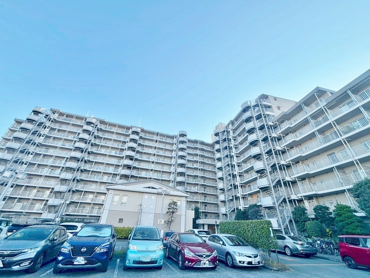 外観 現地に足をお運びいただいた際には、周辺散策などをお勧めいたします。