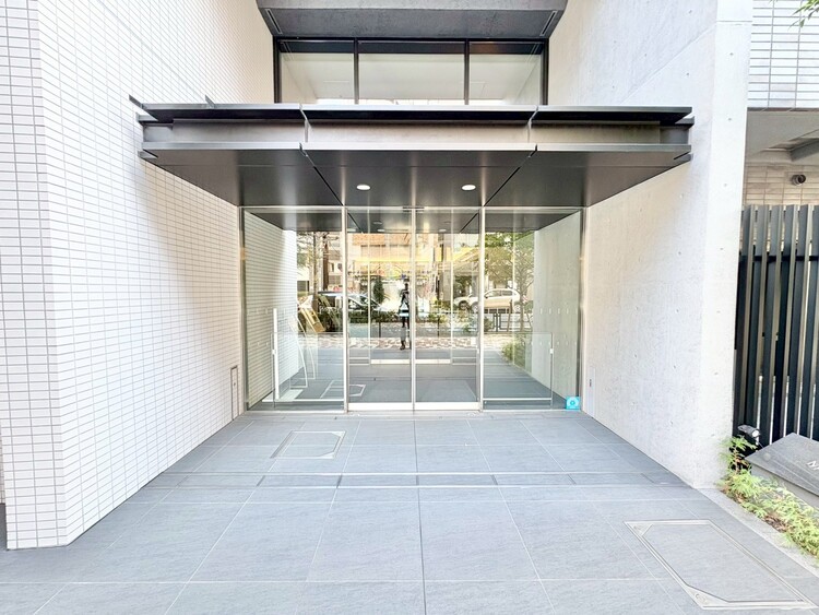 エントランス 外と内をつなぐエントランスは、まさに顔となる場所。