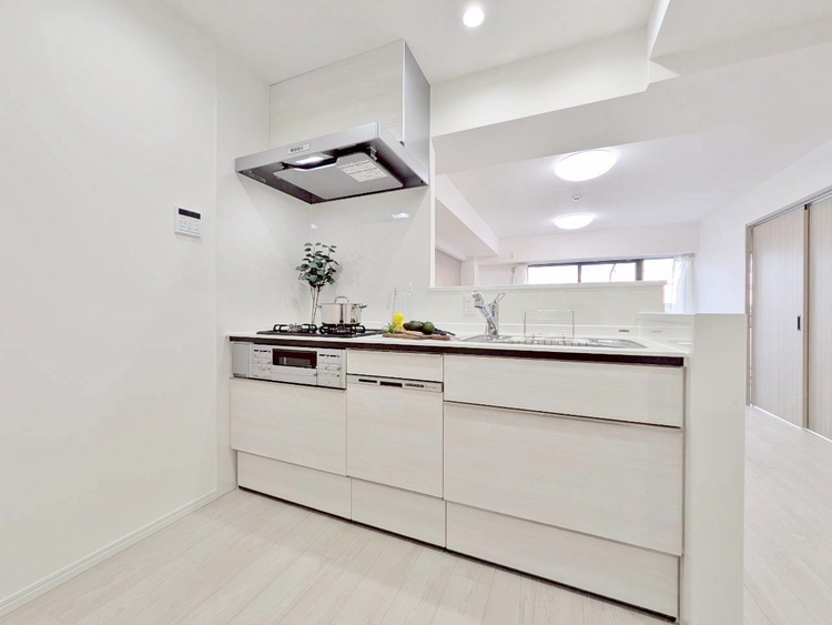 キッチン 洗練されたスタイリッシュなデザイン性と使いやすさを備えた仕様。