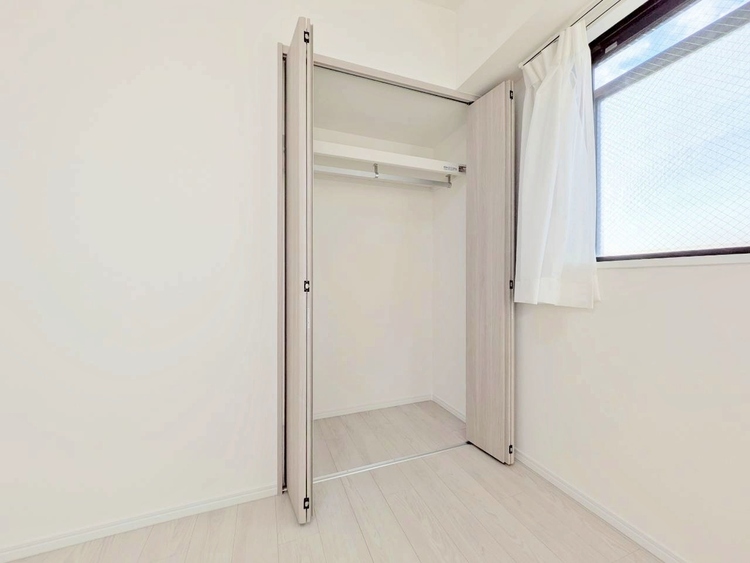 収納 居室にはクローゼットがあり、荷物もスッキリ収納して快適にお過ごしいただけます。