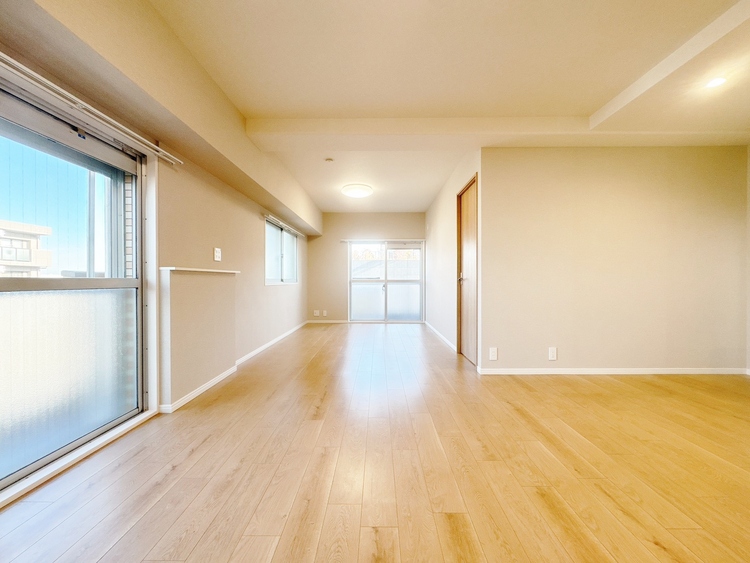 居間 過ごす時間が、たくさんの思い出として紡がれていく場所。