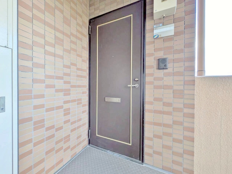 玄関 玄関を開ければ、そこは安らぎのご自宅。