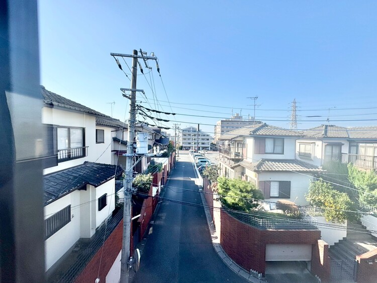 バルコニー 頬をなでる、優しい風を感じることが出来ます。